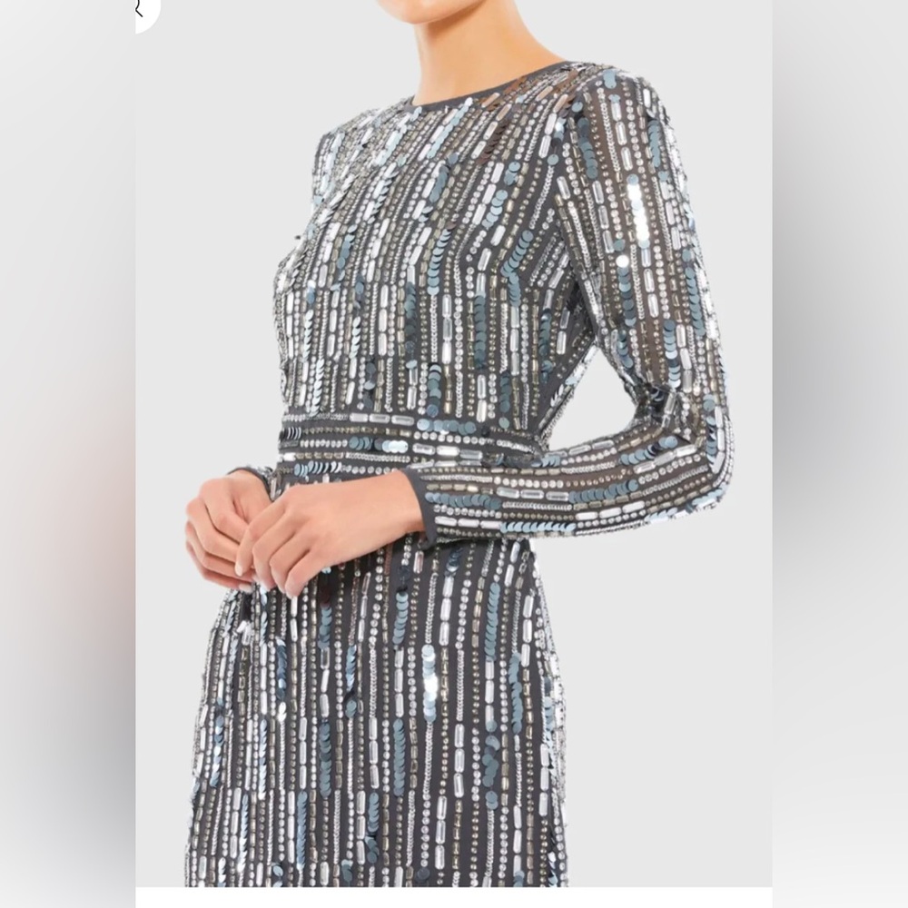 MAC DUGGAL 93590A
Embellished High Neck Long Sleeve Fitted Dress size 10 - Picture 3 of 12